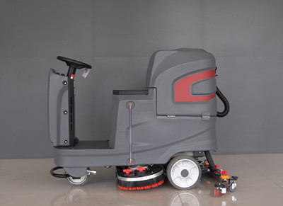 駕駛式洗地機(jī) 駕駛式洗地機(jī)