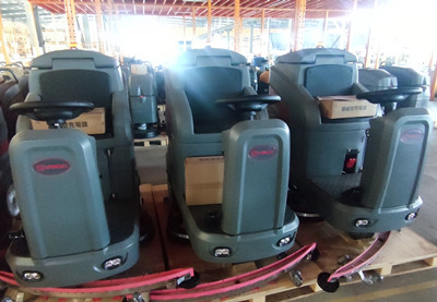 駕駛式洗地機(jī) 駕駛式洗地機(jī)